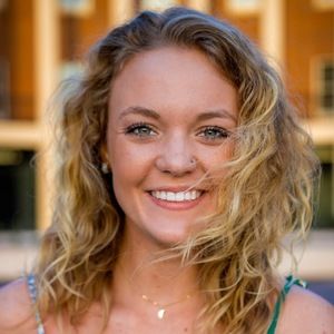 Meet your Posher, Jenifer